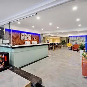 https://golden-lotus-hotel.nhatrangbesthotels.com