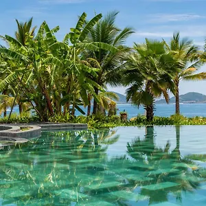 https://alibu-resort.nhatrangbesthotels.com